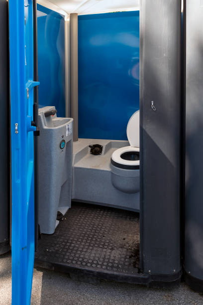 Best High-end porta potty rental  in Englewood, TN
